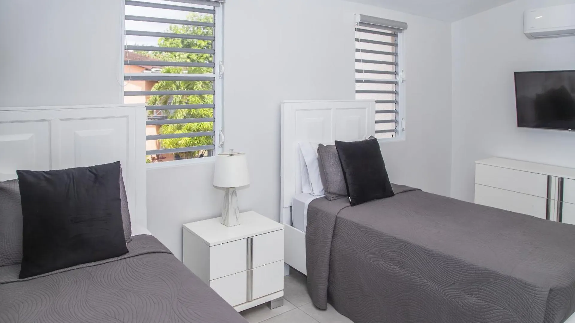 Holiday home 246E South Finger Villa Jolly Harbour