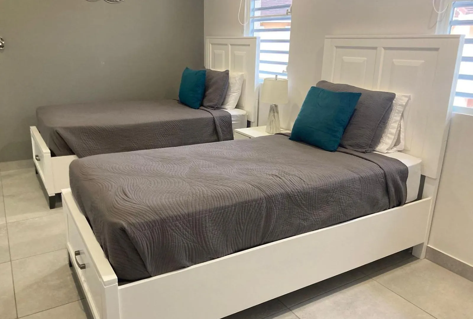 246E South Finger Villa Jolly Harbour 0*,